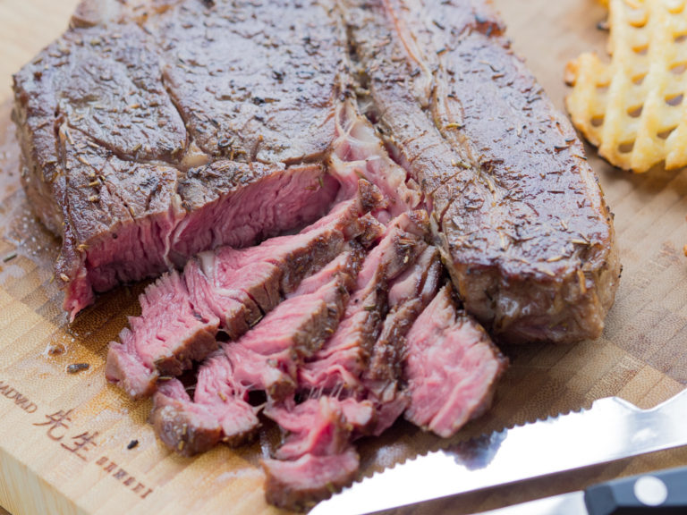 Opskrift på Côte De Boeuf i Sous Vide Den lækreste og saftigste steak!