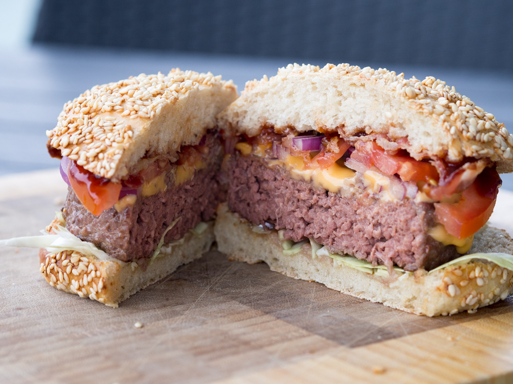 Forberedelse Comorama væske Opskrift på Burger sous vide - Den saftigste og lækreste burger!