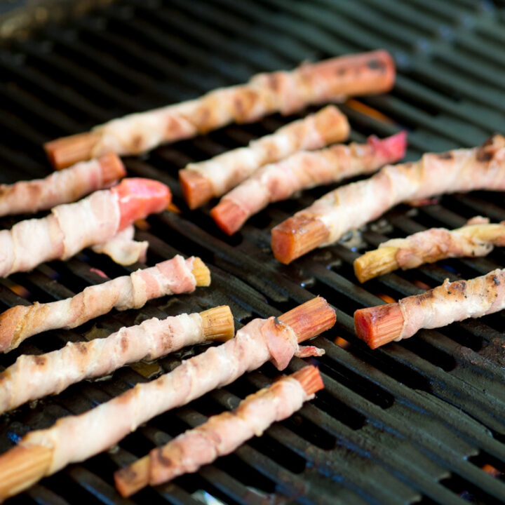 Opskrift på Grillede Rabarber med Bacon